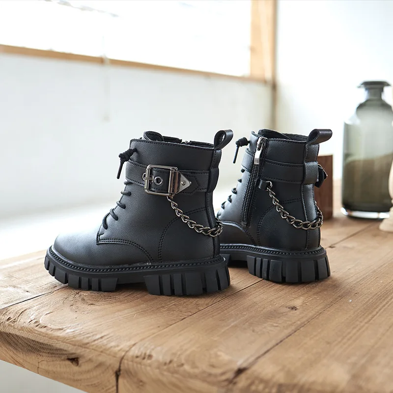 Children New Boots Soft-soled Girls Boots Autumn and Winter Warm British Style Boys Leather Boots Student Metal Chain Hot