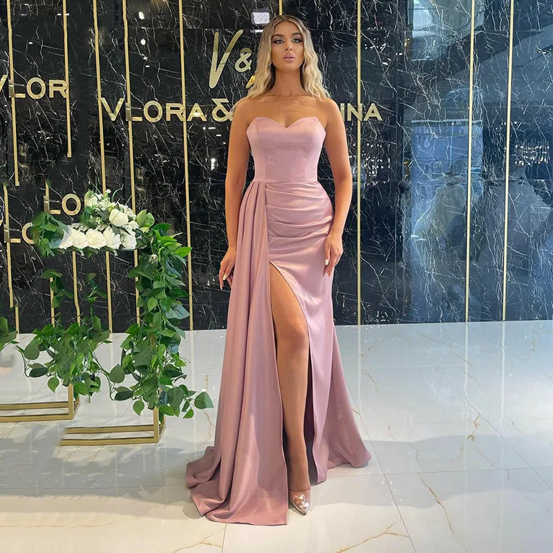 Sexy Rosa Seite Split Lange Meerjungfrau Abendkleid 2022 Falte Satin Sweetheart Neck Prom Kleider Dubai Party Nacht Celebrity Kleider