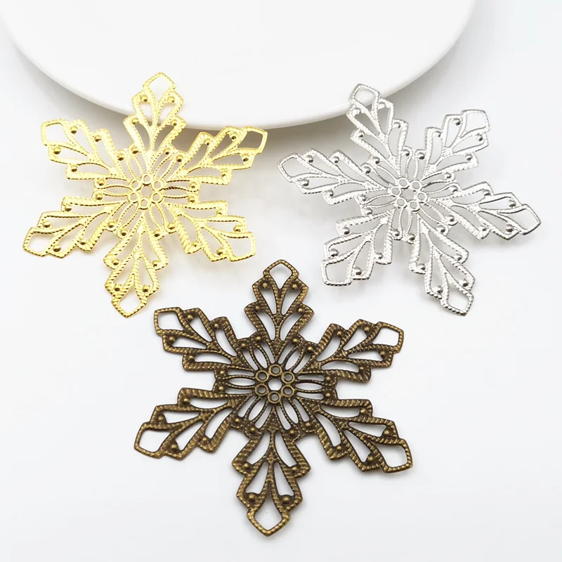 10 sztuk 68mm 3 kolory metalowa filigran duża płatek śniegu kwiat plaster Charms ustawienie podstawy DIY komponenty biżuterii ustalenia