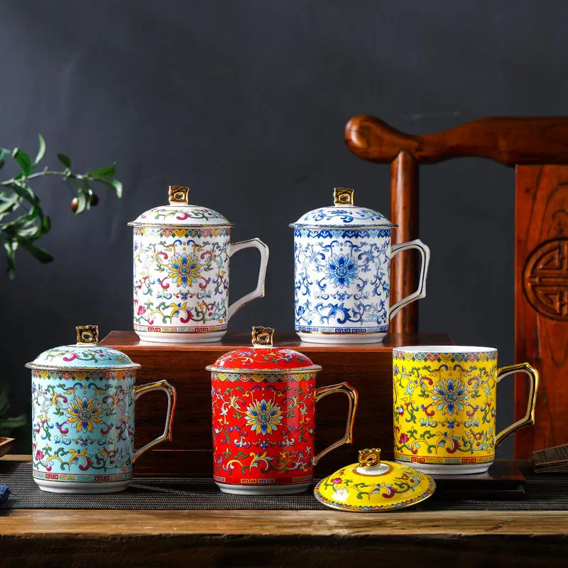 Jingdezhen เซรามิคจีนถ้วยชาที่ใช้ในครัวเรือนพร้อมฝาปิดกระเบื้องจีนถ้วยน้ำเคลือบสีถ้วยถ้วยถ้วยประชุม