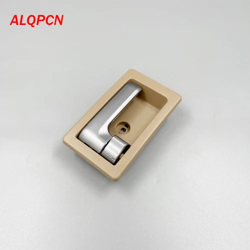 Imagen 1 del producto Manija interior de la puerta delantera, manija izquierda y derecha de la marca china van Feng DFM DFSK c37, mango gris plateado con embellecedor amarillo