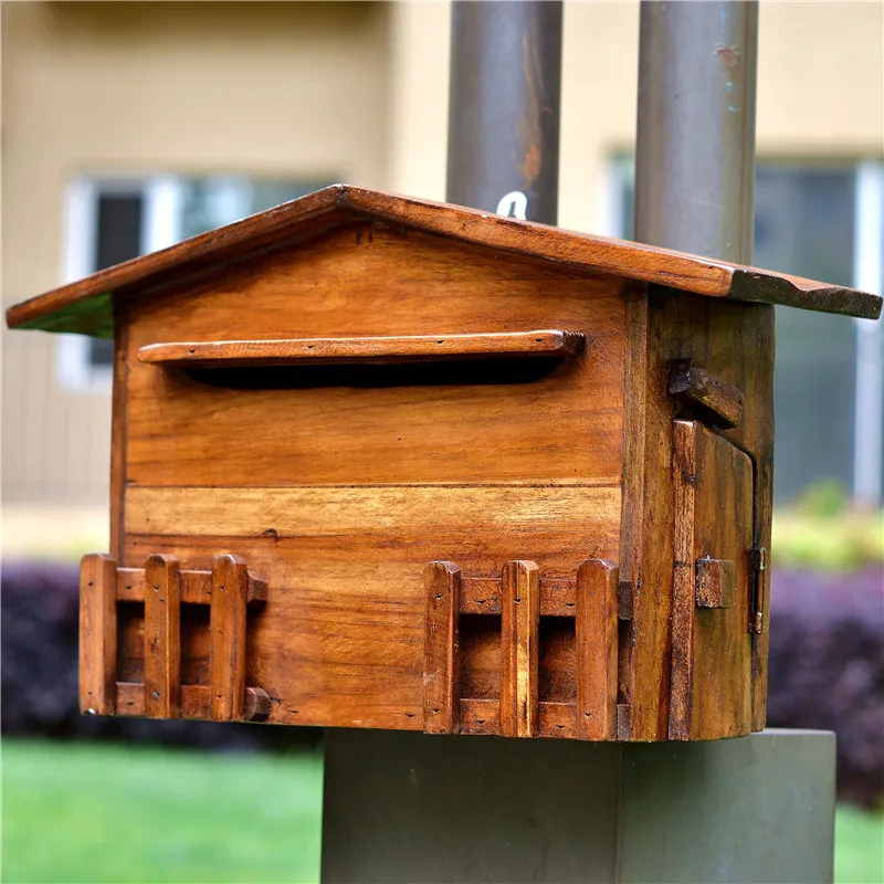 Handmade Solid Wood Fence Idyllic House Mailbox Outdoor Mailbox Rainproof Cool Cafe Decorative Milk Suggestion Box letter box