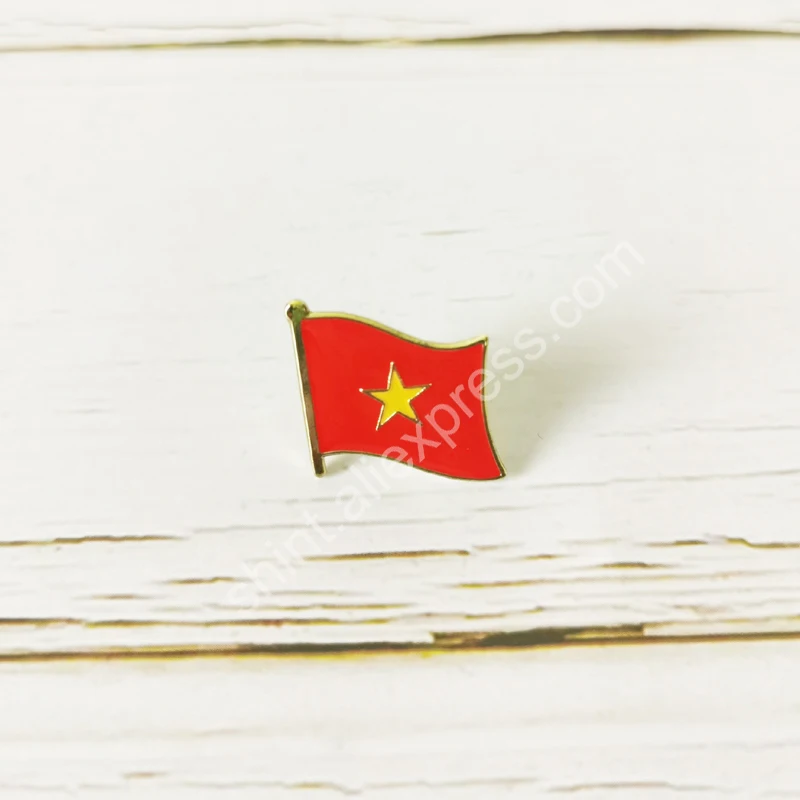 Vietnam National Flag Embroidery Patches Badge Shield And Square Shape Pin One Set On The Cloth Armband   Backpack  Decoration