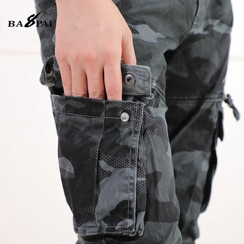 BAPAI Men\'s Camouflage Overalls Outdoor Tactical Trousers Multi-pocket Breathable Work Pants Cargo Pants Mountaineering Pants