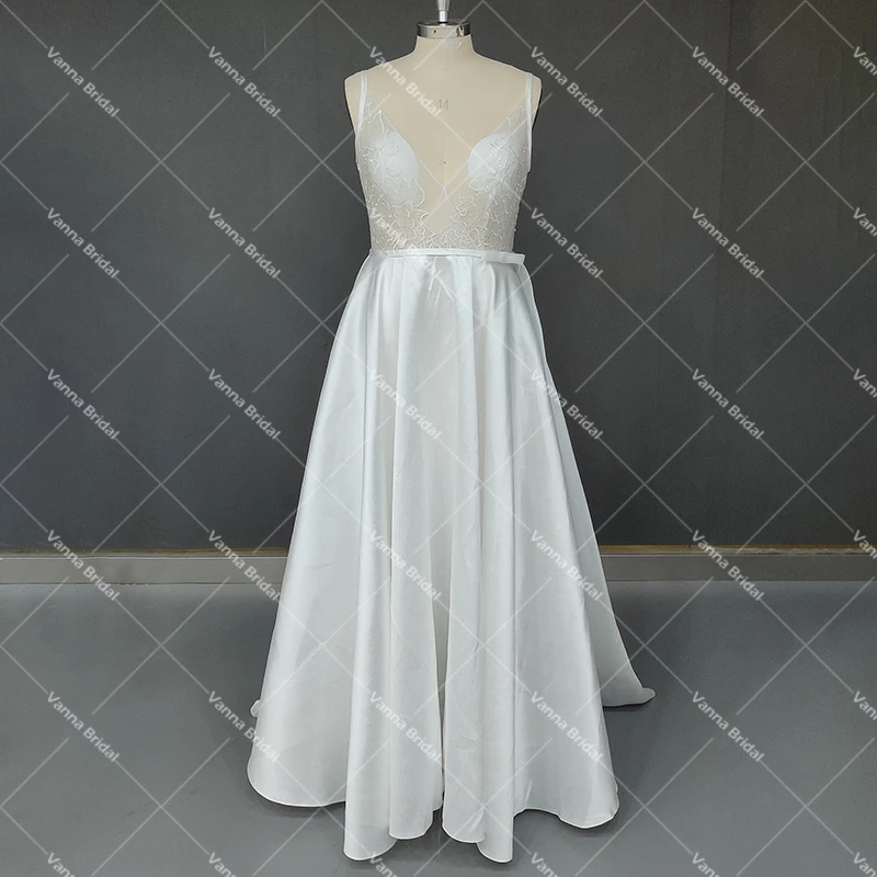 Sexy decote em v profundo cetim uma linha vestido de casamento ilusão floral laço simples corpete aberto para trás vestido de noiva trem varredura mais tamanho