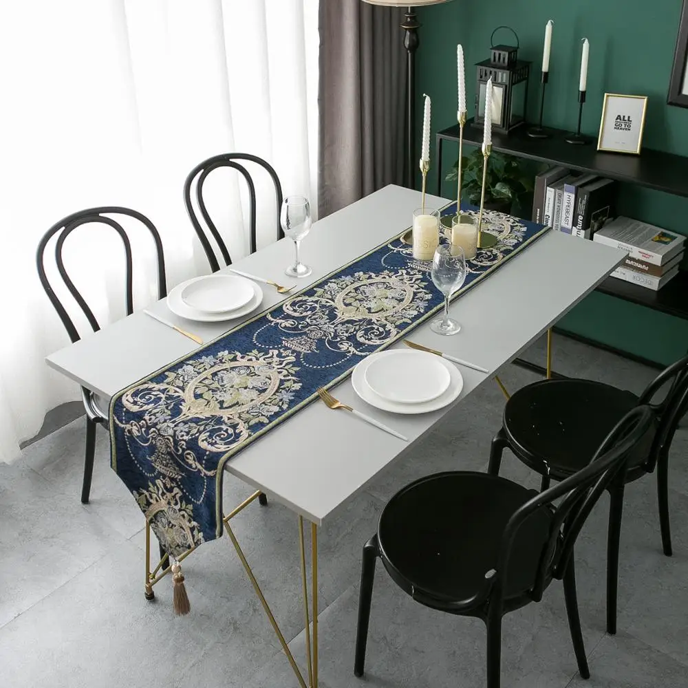Modern Elegant Table Runner European Jacquard Tablecloth Track on the Table Luxury Nordic Dining Table Runners Decor Blue White