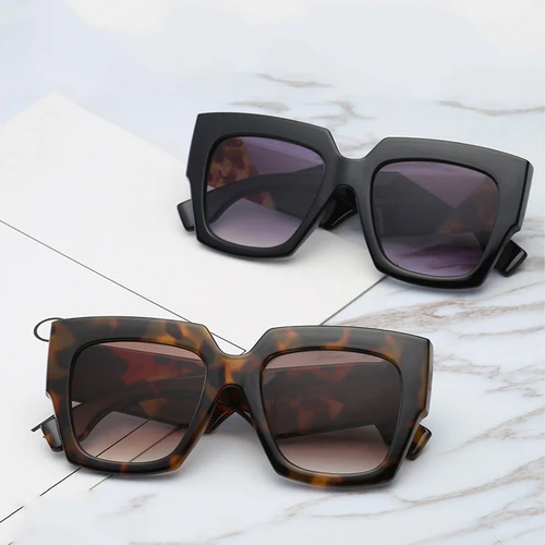 Imagen 2 del producto OEC CPO 2021 gafas de sol cuadradas de moda para mujer, gafas de sol Vintage con marco grande, gafas de sol Retro para mujer, gafas para mujer UV400