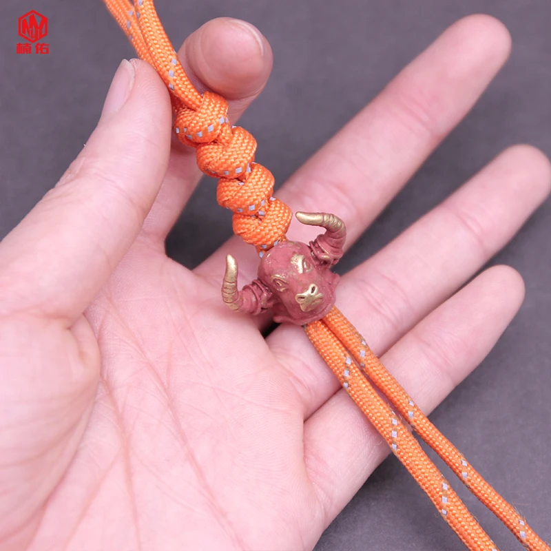 1PCS Hot Sale!!! Outdoor DIY Tools Red Brass Bull Head Skull Knife Beads EDC Tool Accessories Survival Parachute Paracord Beads