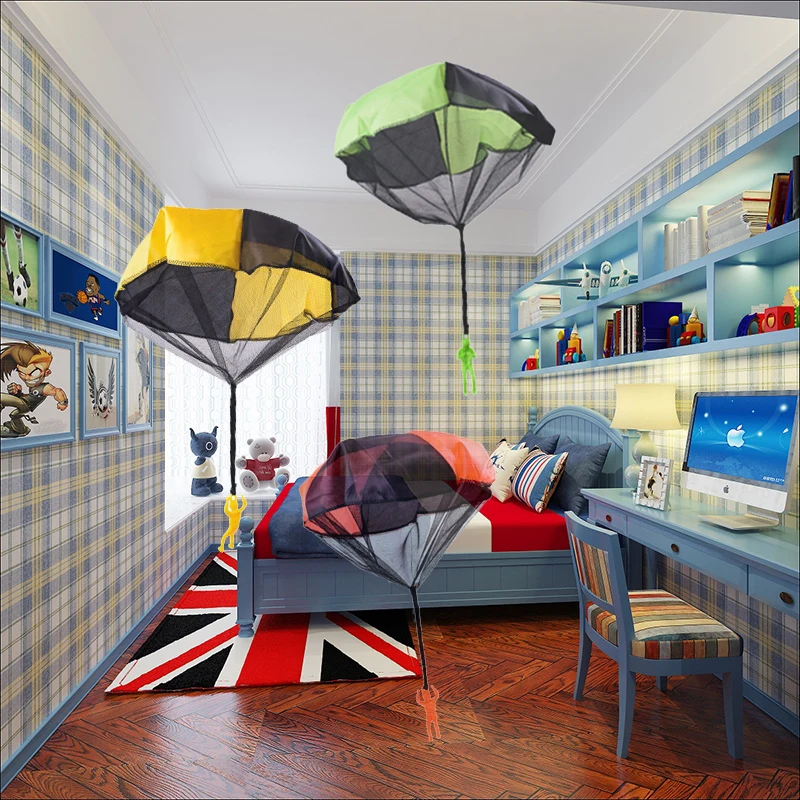 ของเล่นร่มชูชีพสำหรับเด็ก เล่นได้ทั้งในบ้านและนอกบ้าน เกมทหารร่มชูชีพบินได้ ของเล่นสนุกๆ สำหรับงานปาร์ตี้ กิจกรรมกีฬา ของขวัญสำหรับเด็กผู้ชาย