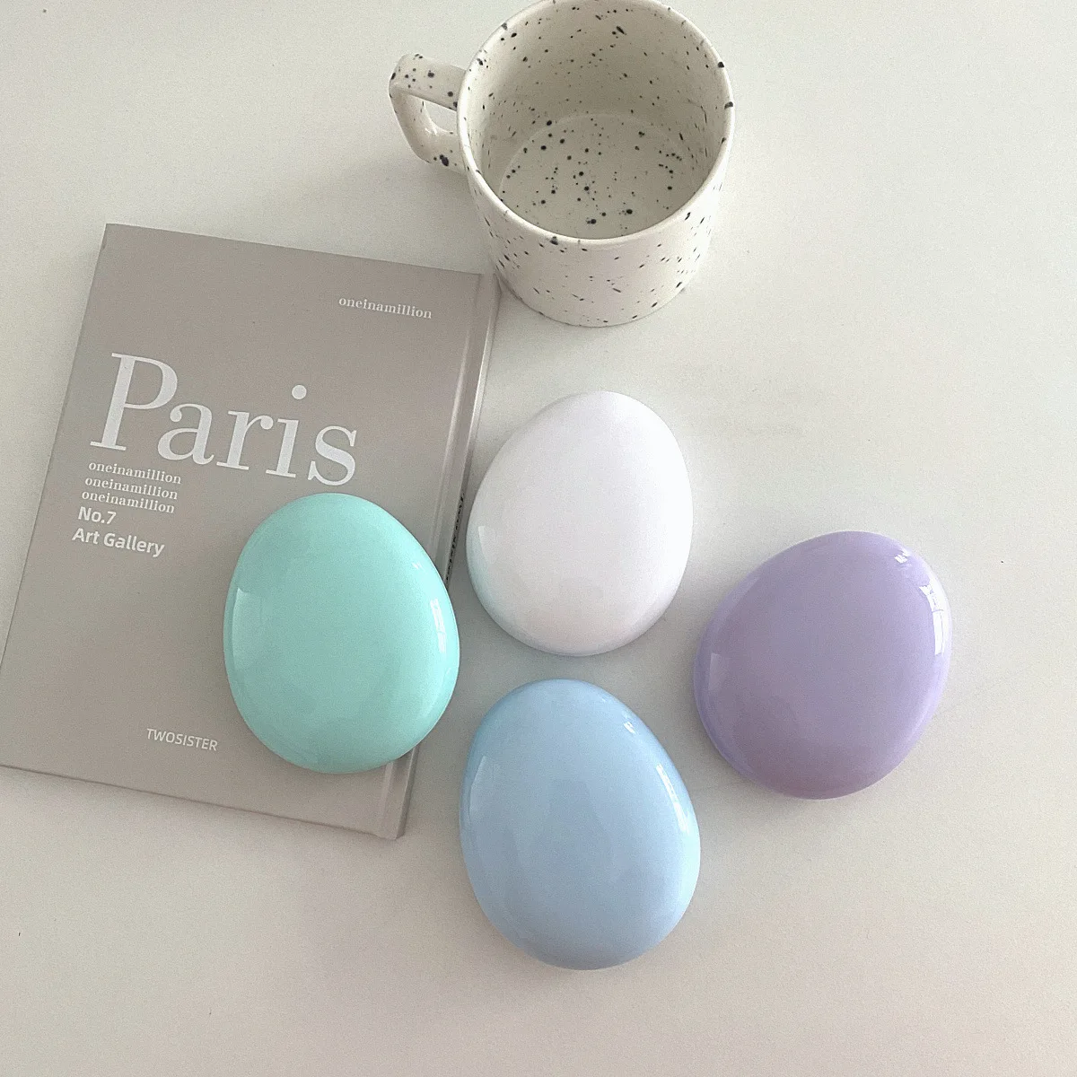 New Color egg contact lens case with mirror Solid color pebble contact lens case travel portable contact lens box