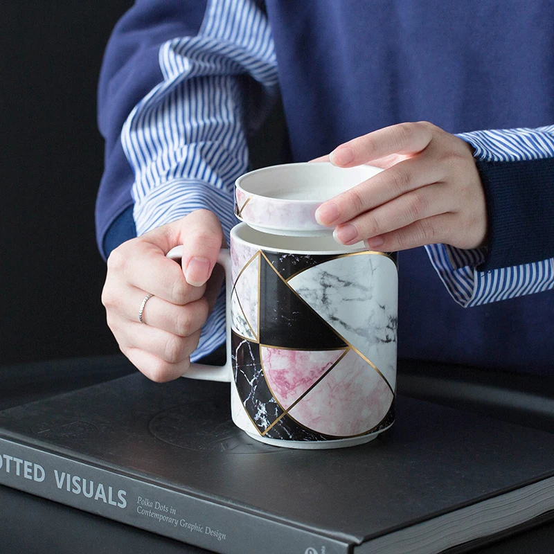 

Керамическая кружка с геометрической текстурой в скандинавском стиле, кружка для дома, офиса, завтрака, молока, кофе, чая, с крышкой, Мраморная керамическая чашка, подарок, посуда для напитков