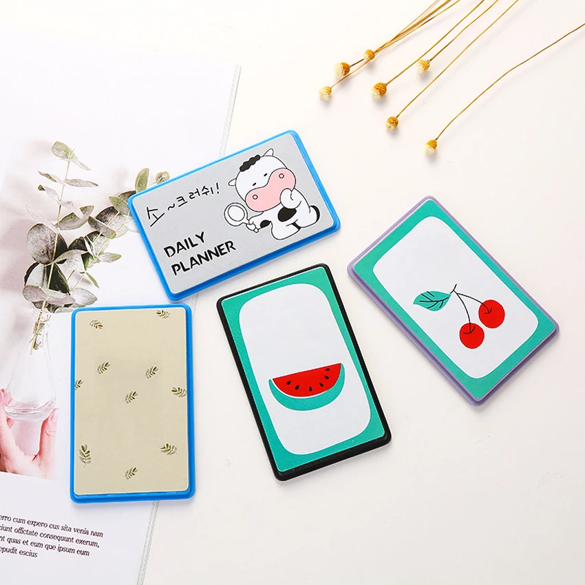 Creative portable small calculator, cartoon mini card type ultra-thin solar cute exam calculator, plastic 8-digit display