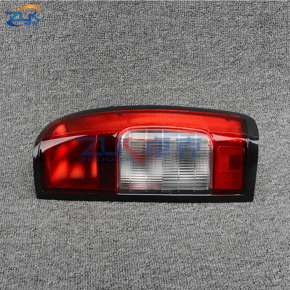 ZUK Tail Light Taillamp Assy Rear Brake Stop Lamp Assembly With Cable For NISSAN NAVARA D22 1998 1999 2000 2001 2002 2003 2004