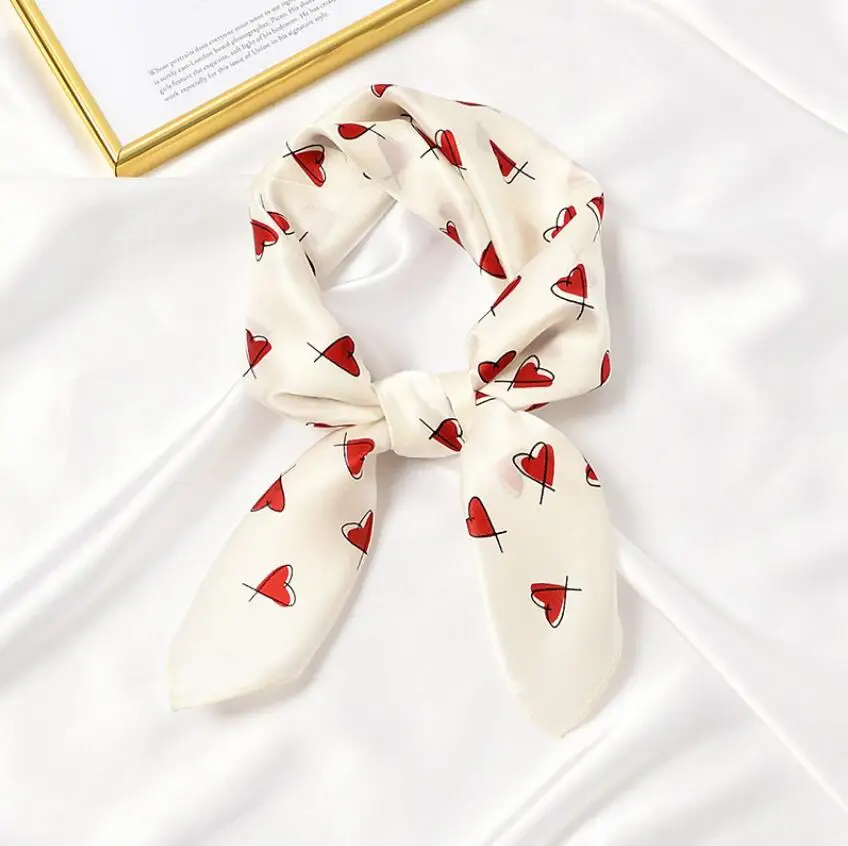 

Women Multifunction Silk Square Scarf Hairband Foulard Neckerchief Sweet Hearts Print Bandana Lady Scarves Fashion Kerchief 2021