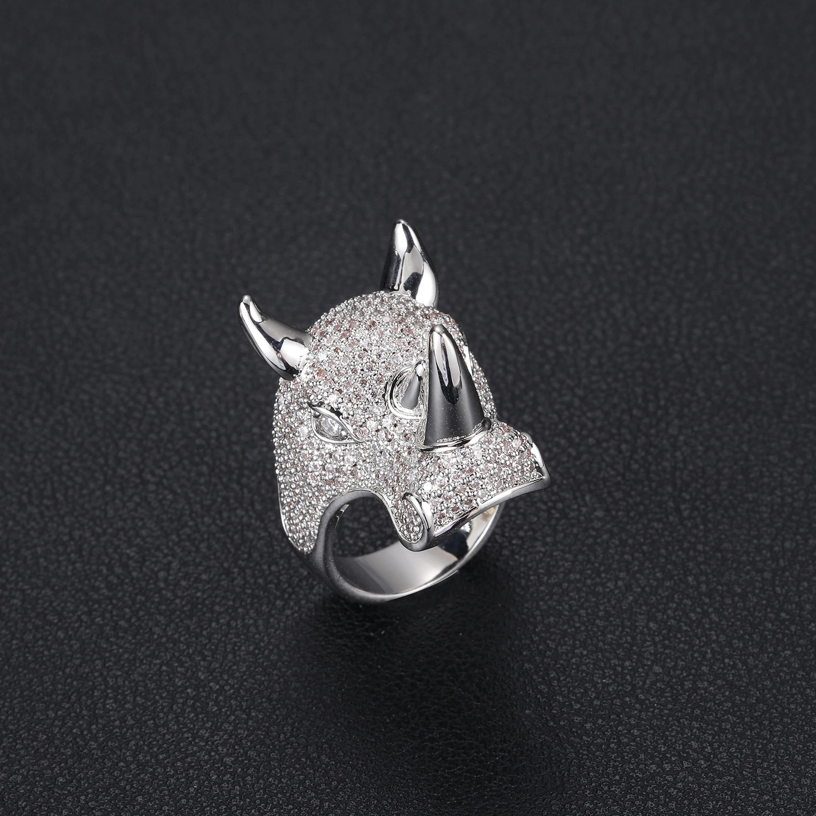 D&Z New Animal Rhino Ring High Quality Copper Ring Iced Out Cubic Zircon Stones Hip Hop Fashion Delicate Jewelry Gift Men Women