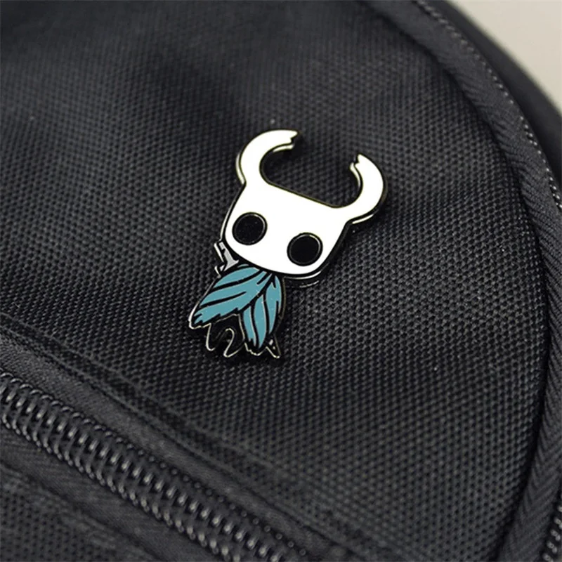 Broche en métal de chevalier creux de jeu, épingle en émail, insigne de cosplay, WPanama er, Revers Hornet