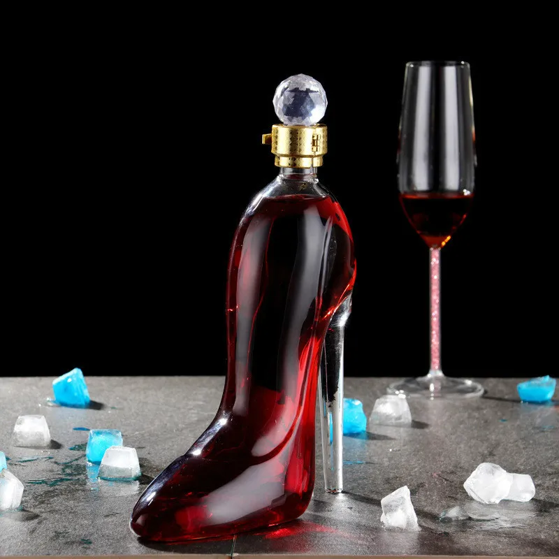 

750ml High Heels Shape Hip Flask Creative Wine Decanter Romantic Sealed Whiskey Vodka Bottle Liquor Wine Pot Wine Bottle