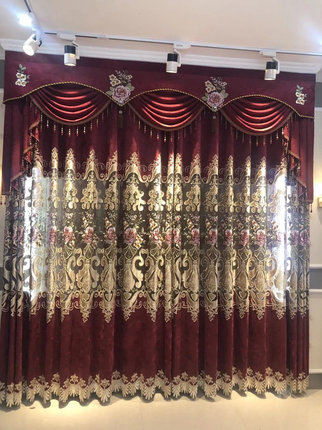 Fashion Beautiful European Style Customized embroidered curtain living room window bedroom finished luxury red wedding room