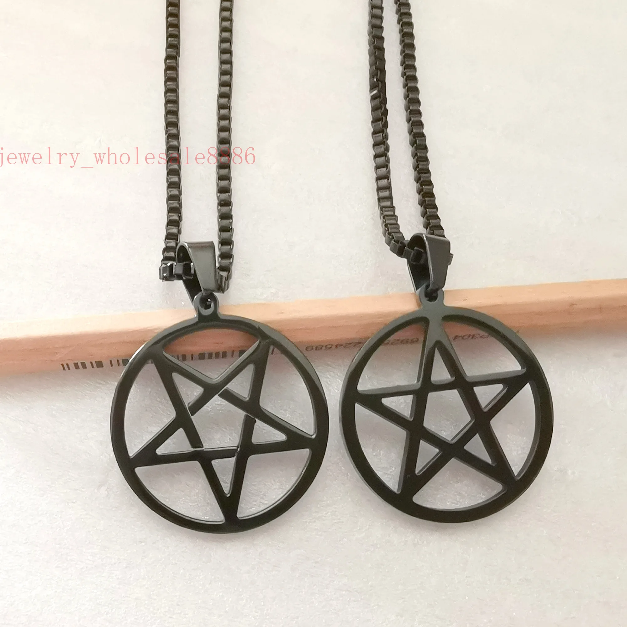 Men Pagan Wicca Inverted Star Pentagram Stainless Steel Pendant Necklace box Chain 2.4mm 24\'\'