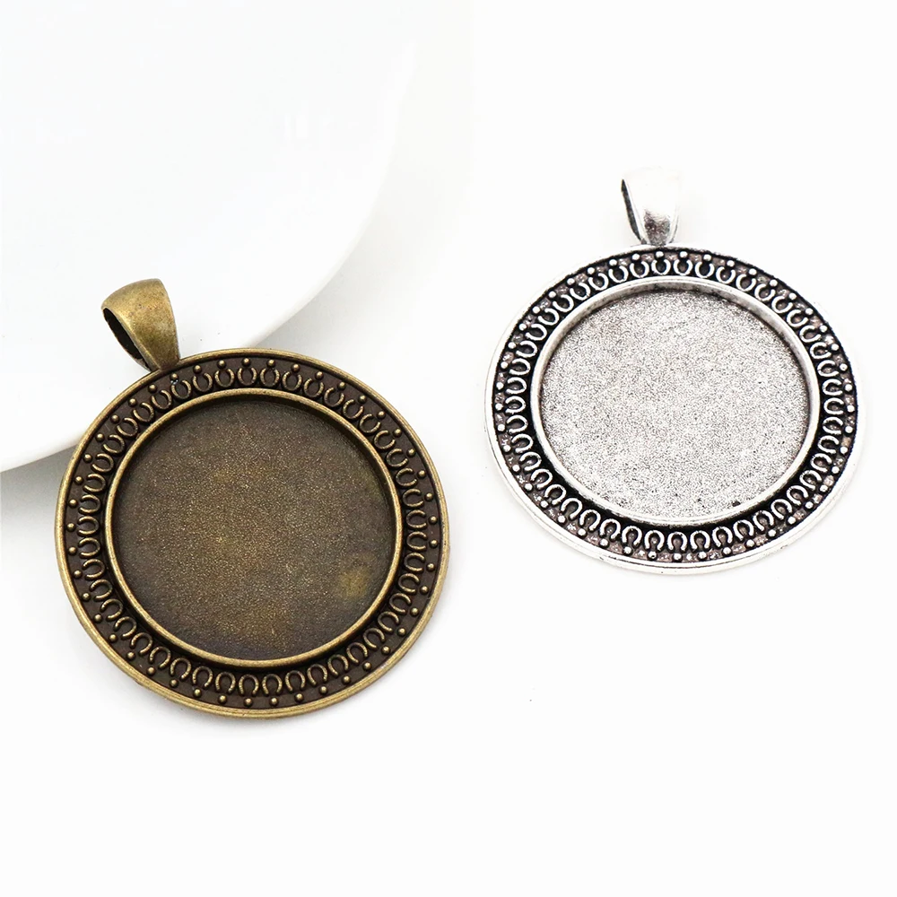 

New Fashion 5pcs 25mm Inner Size Antique Silver Plated and Bronze Classical Style Cabochon Base Setting Charms Pendant