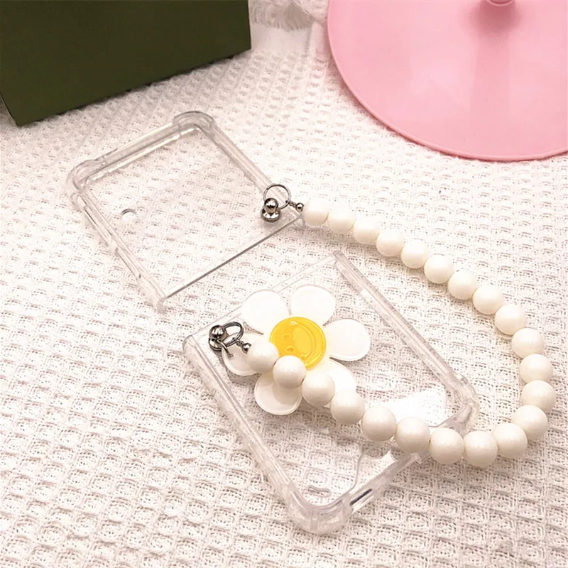 Pulseira de flor amarela para samsung galaxy z flip, caixa de telefone, miçangas de moda, corrente manual, bonito, claro, acrílico, diy, 3, flip 4, 5