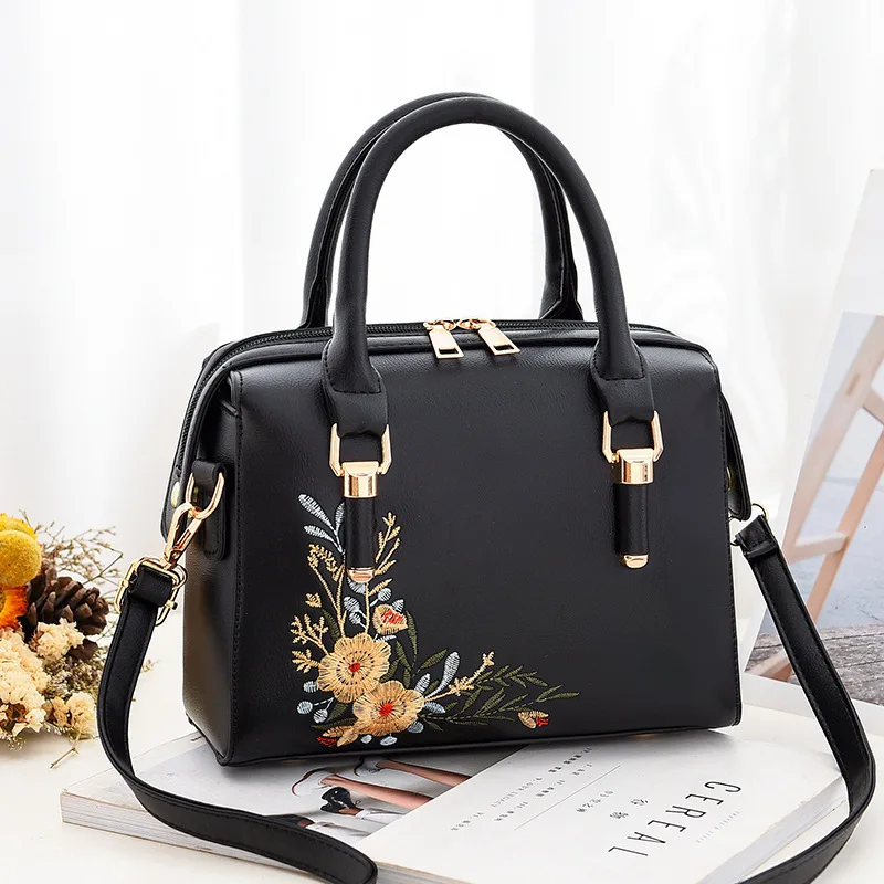 2023 Luxury Handbags Embroidered Women Bags PU Leather Crossbody Bags For Women Tote Retro Ladies Shoulder Bag Female Handbag