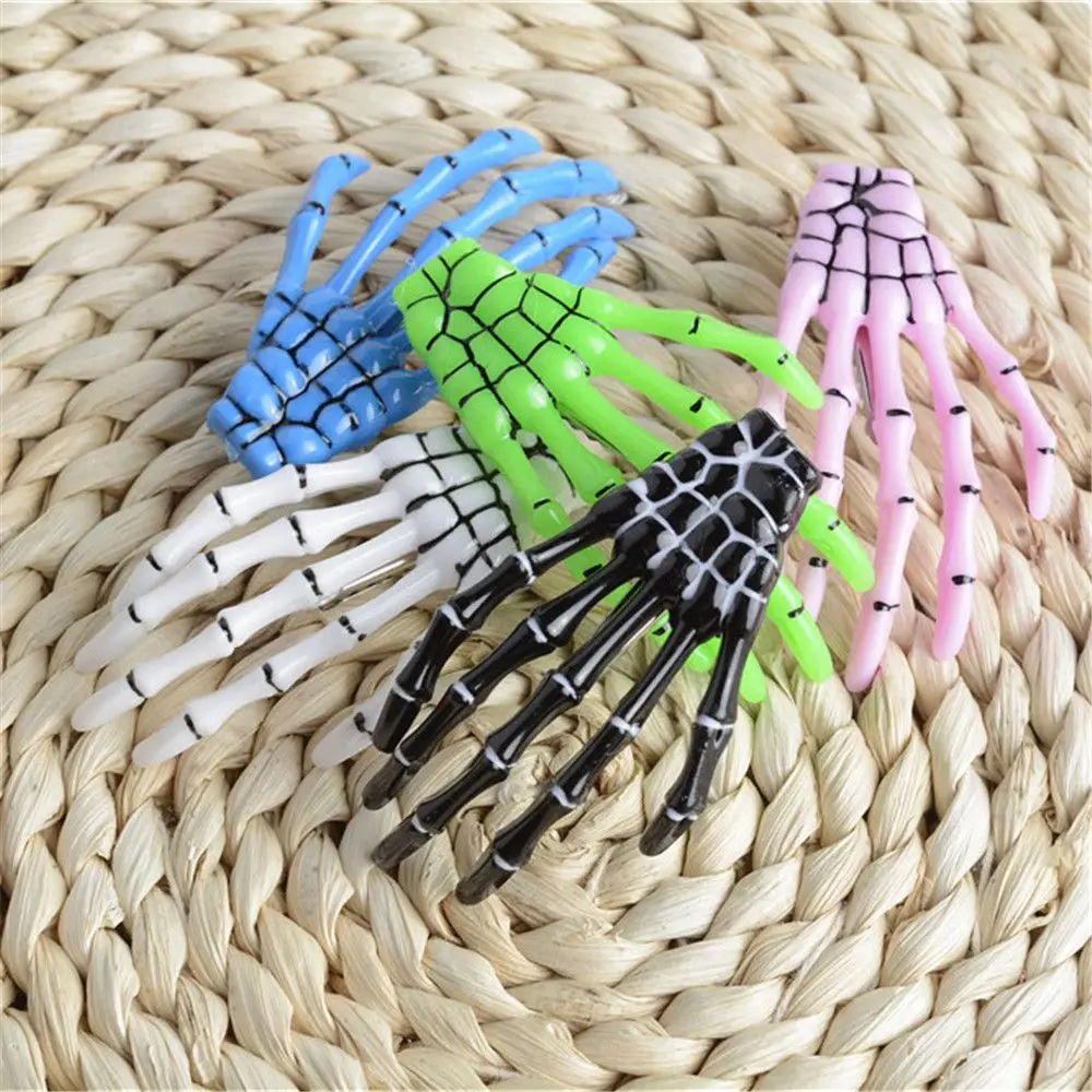 Skeleton Claw Skull Hand Bone Hair Clip Hairpin Zombie Punk Horror Barrette Women Girls Hairpin Hair Accessories Halloween Gift