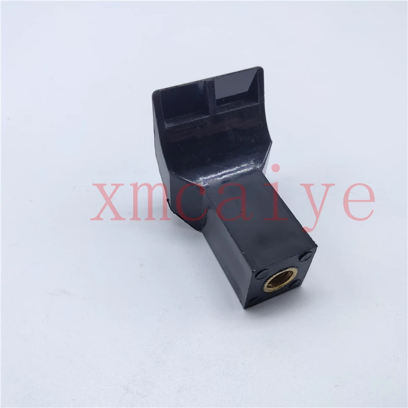 Free shipping1 pcs Komori press Feeder G40 blower foot, komori parts