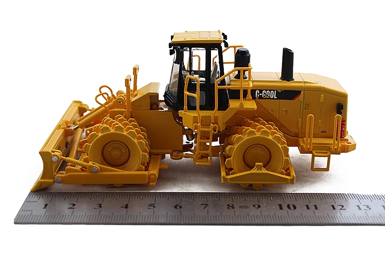 C-COOL 80016 1/64 Engineering Vehicle Truck Alloy Toy Car Model Shovel Roller Bulldozer Model