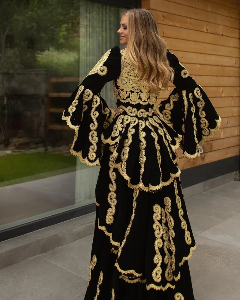 Traditionele Kosovo Vestidos Formales Arabisch Fluwelen Avondjurken Uitlopende Mouwen Applique Split Prom Dress Robe De Soiree