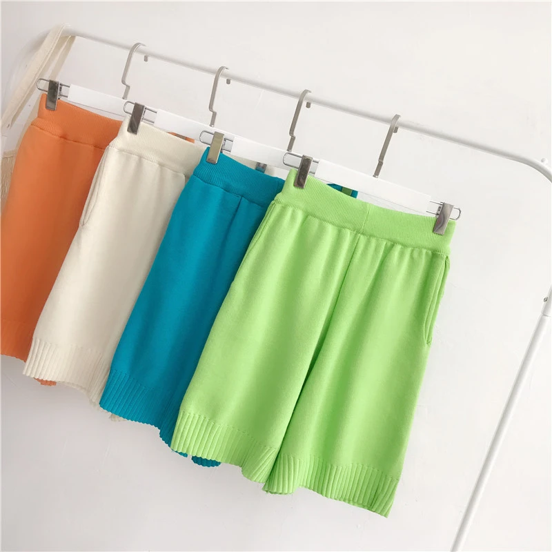 Fluoreszierende 7 Farben Gestrickte Shorts Frauen Stretch Hohe Taille Damen Kurze Hosen Frühling 2022 Lose Beiläufige Breite Bein Weibliche Shorts