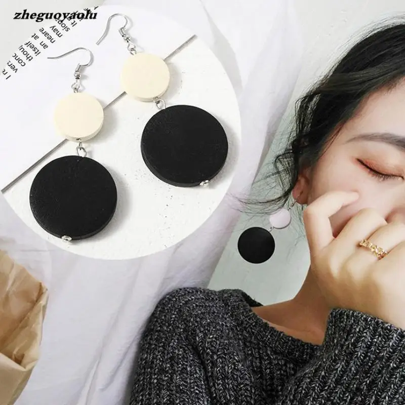 Long Earrings Korean Retro Size Geometric Circle Wood Earrings Black And White Color Women Earrings Jewelry Statement Earrings