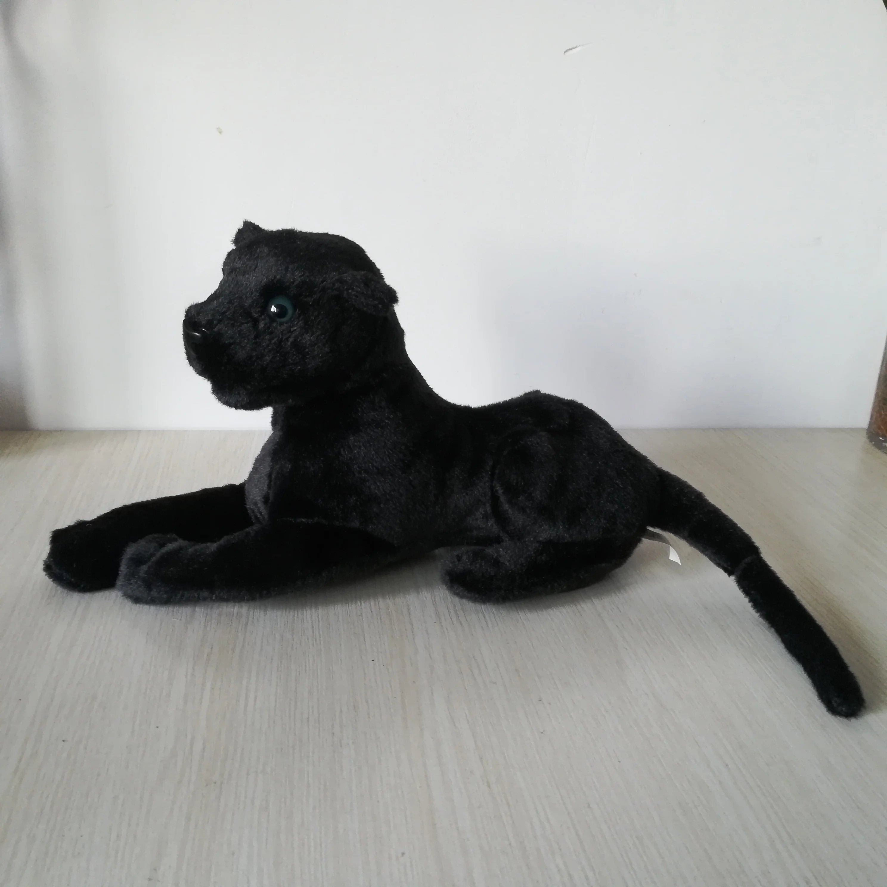 Juguete de la vida real de aproximadamente 32cm, juguete de peluche de leopardo negro tumbado, muñeco suave de pantera, regalo de cumpleaños w1018