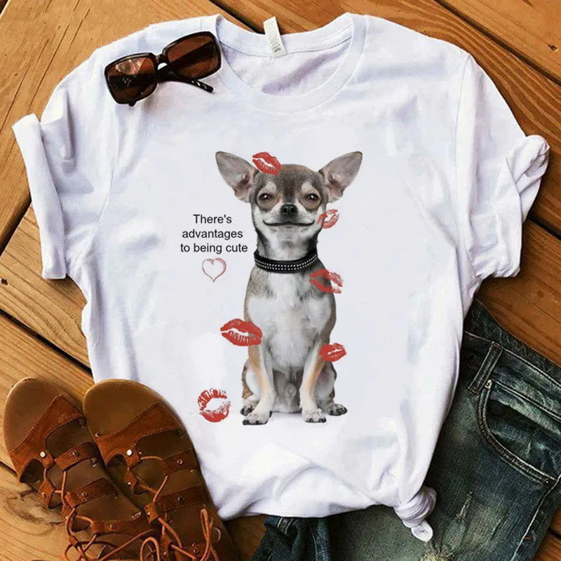 

Graphic Advantages to Being Cute T Shirt Women Chihuahua lover print TShirt funny dog design lovely girl t-shirt tee shirt femme