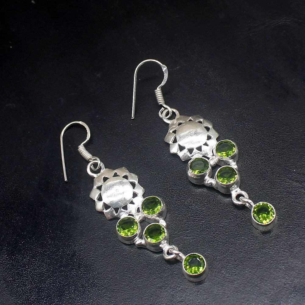 

Gemstonefactory Big Promotion Single Unique 925 Silver Amazing Green Peridot Women Ladies Gifts Dangle Drop Earrings 20211761