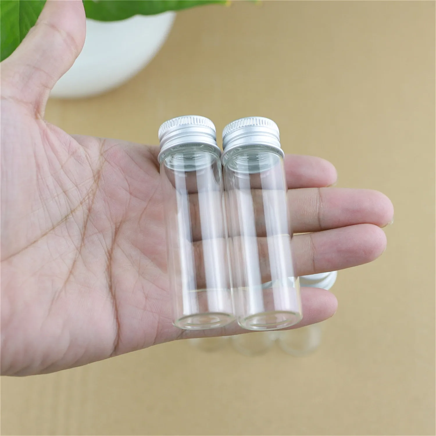 24 pcs/lot 15ml 11*22*70mm Tiny Glass Bottles Silver Screw Cap Decoration jar Glass Jars  Mini Containers Small Vial Bottles