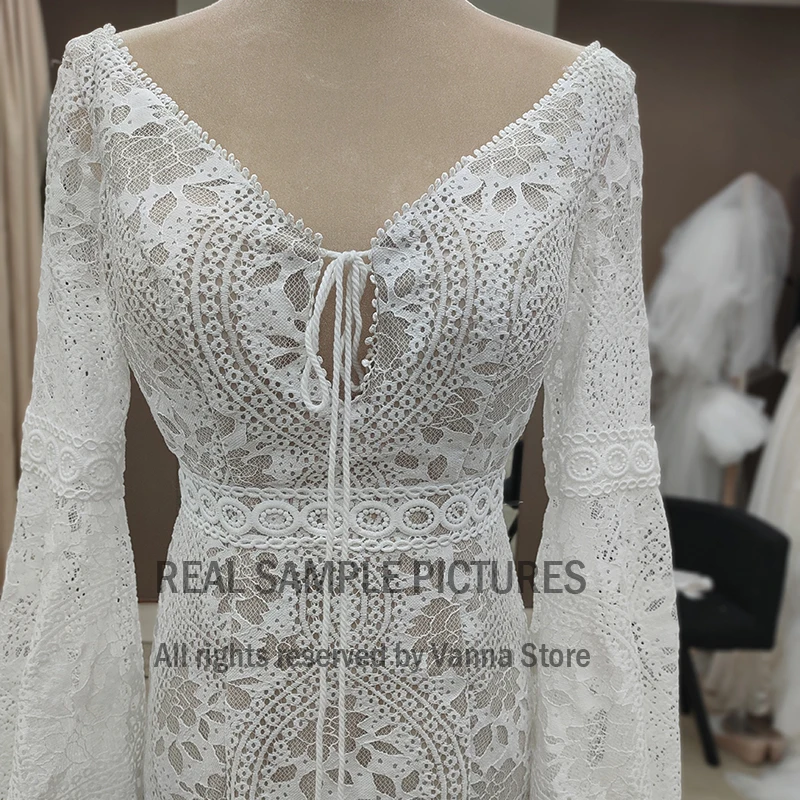 Hippie Beach Boho Wedding Dress V Neck Long Bell Sleeve Backless Plus Size Cut Out Lace Customized Elopement Bridal Gown Cheap