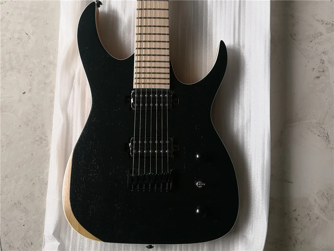 free shipping 7 strings guitar,matte black mah guitar,ASH wood body,black locked button,HH pickups,fixed bridge,maple fingerboar