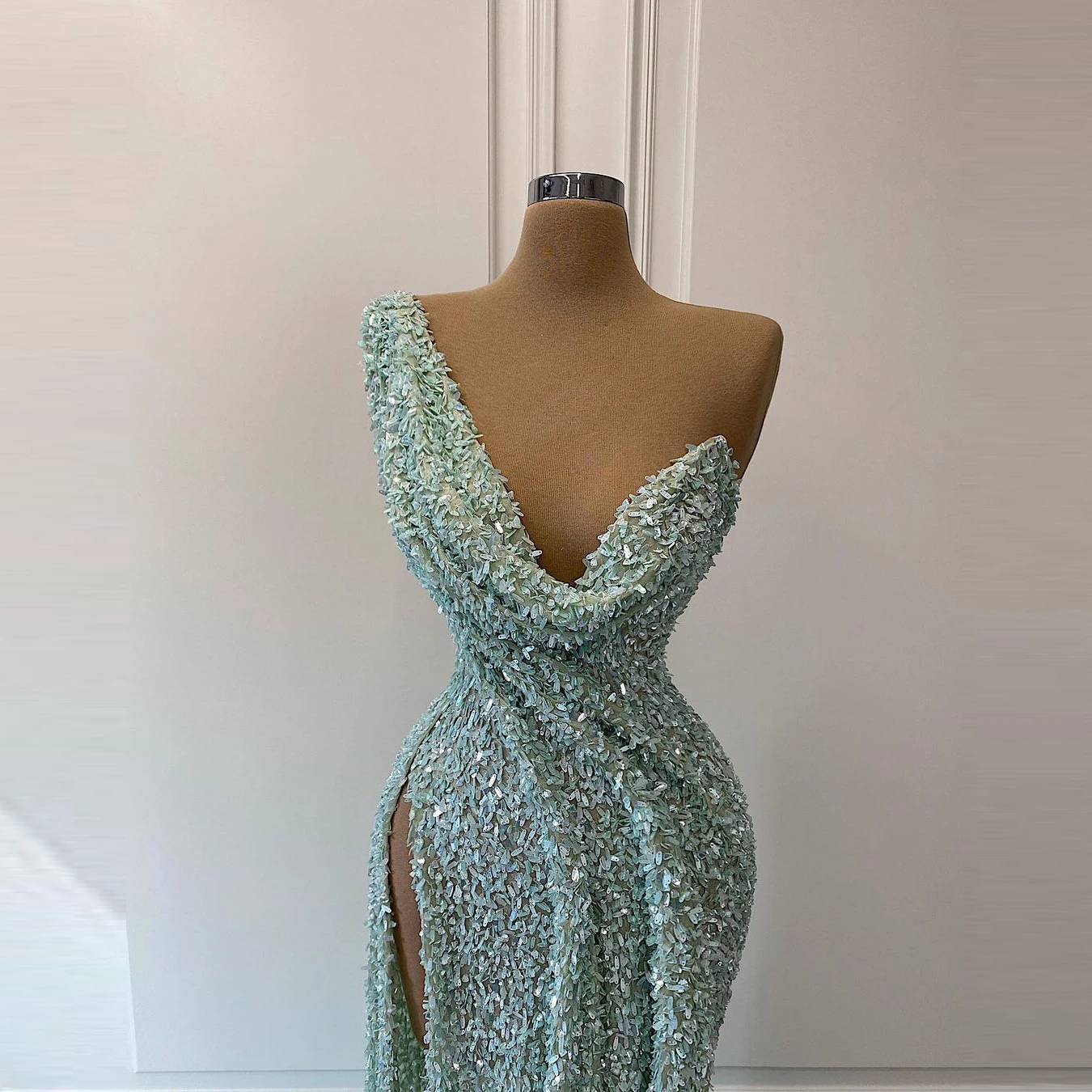 Glitter Arabic Evening Dressing Gowns See Thru Beaded   Long Side Split Sexy Women Pageant Prom Party Dresses   One Shoulder