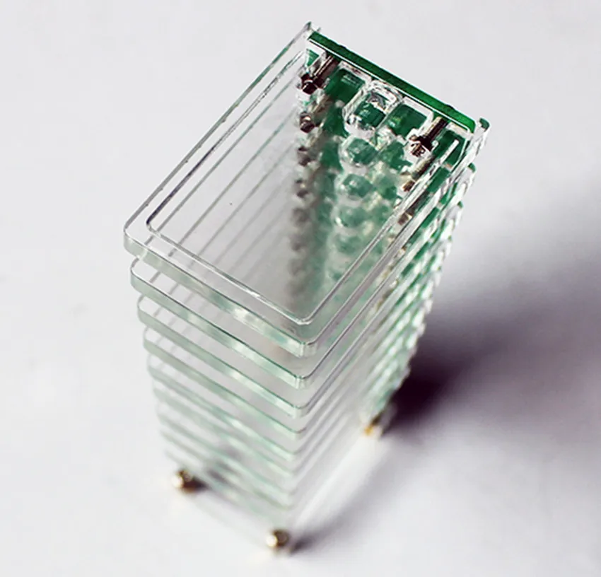 การควบคุมเสียงอิเล็กทรอนิกส์คริสตัลคอลัมน์ทำ Cubic LED DIY ผลิตเสียงเพลง Spectrum อะไหล่ชุด