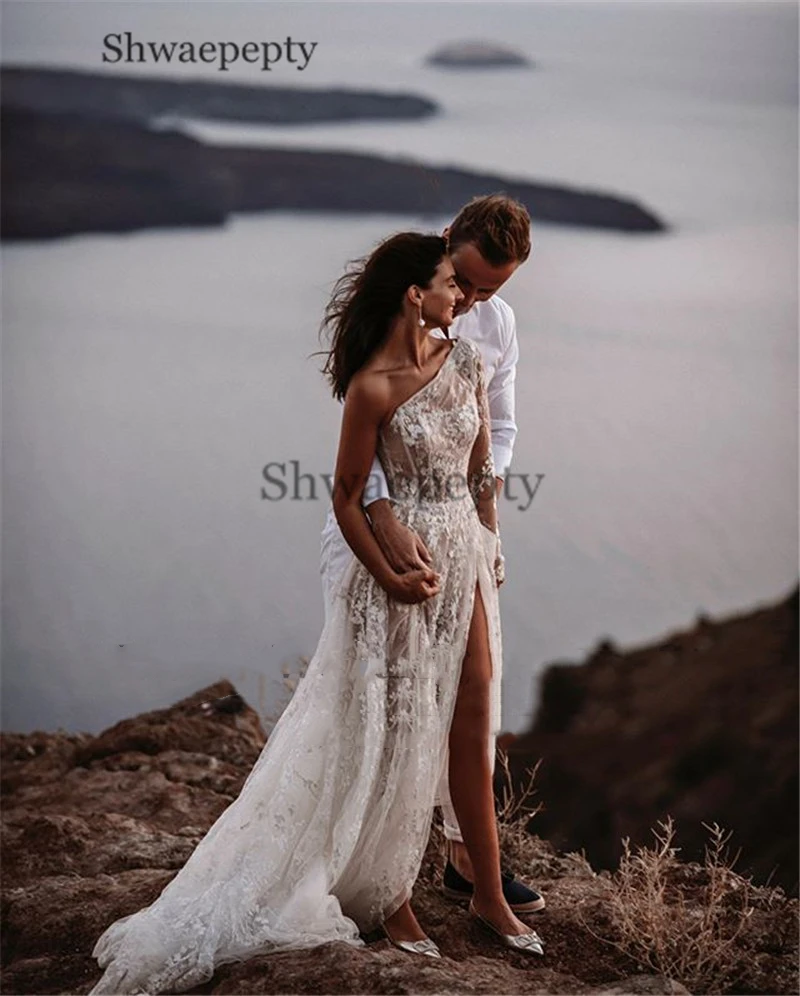 Summer Sexy Lace Country Wedding Dresses A Line One Shoulder Illusion Thigh High Slit Side Bride Long Boho Beach Wedding Dress