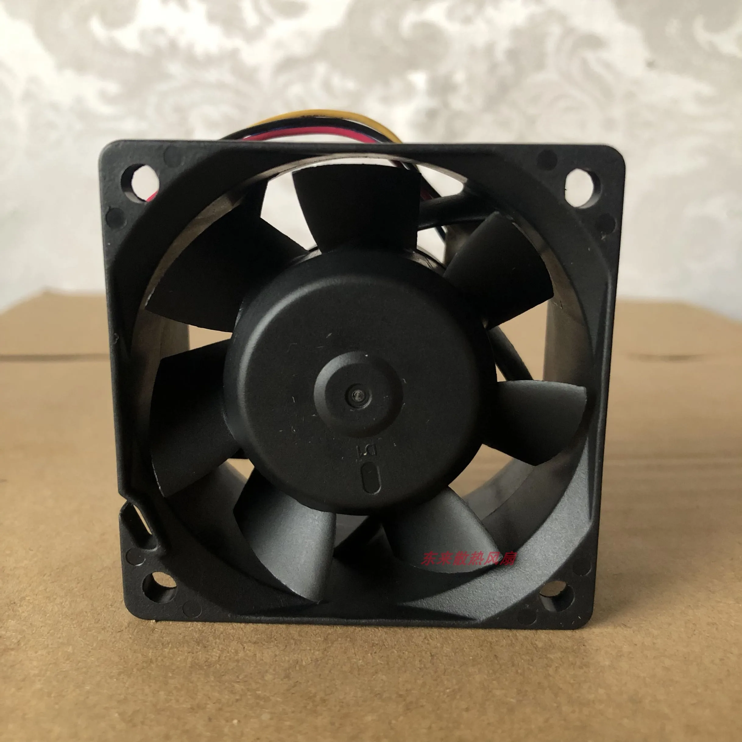 DELTA Electronics PFC0612DE DQ49 Server Cooling Fan DC 12V 0.81A 60x60x38mm 4-wire