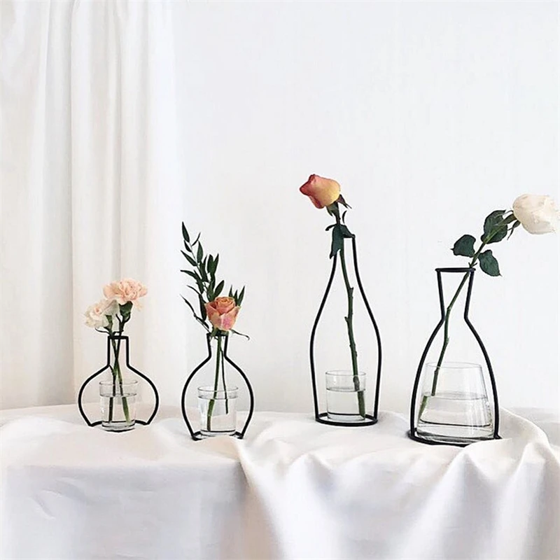 New Style Retro Iron Line Flowers Vase Metal Plant Holder Modern Home Decor Nordic Styles Creative Iron Vase Planters Baskets