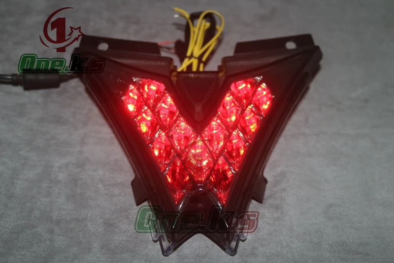 Motorcycle Accessories For Aprilia RSV4 Tuono APRC V4 V4R 11-18  LED Rear Tail Light Integrated Turn Signal Function Brake Light