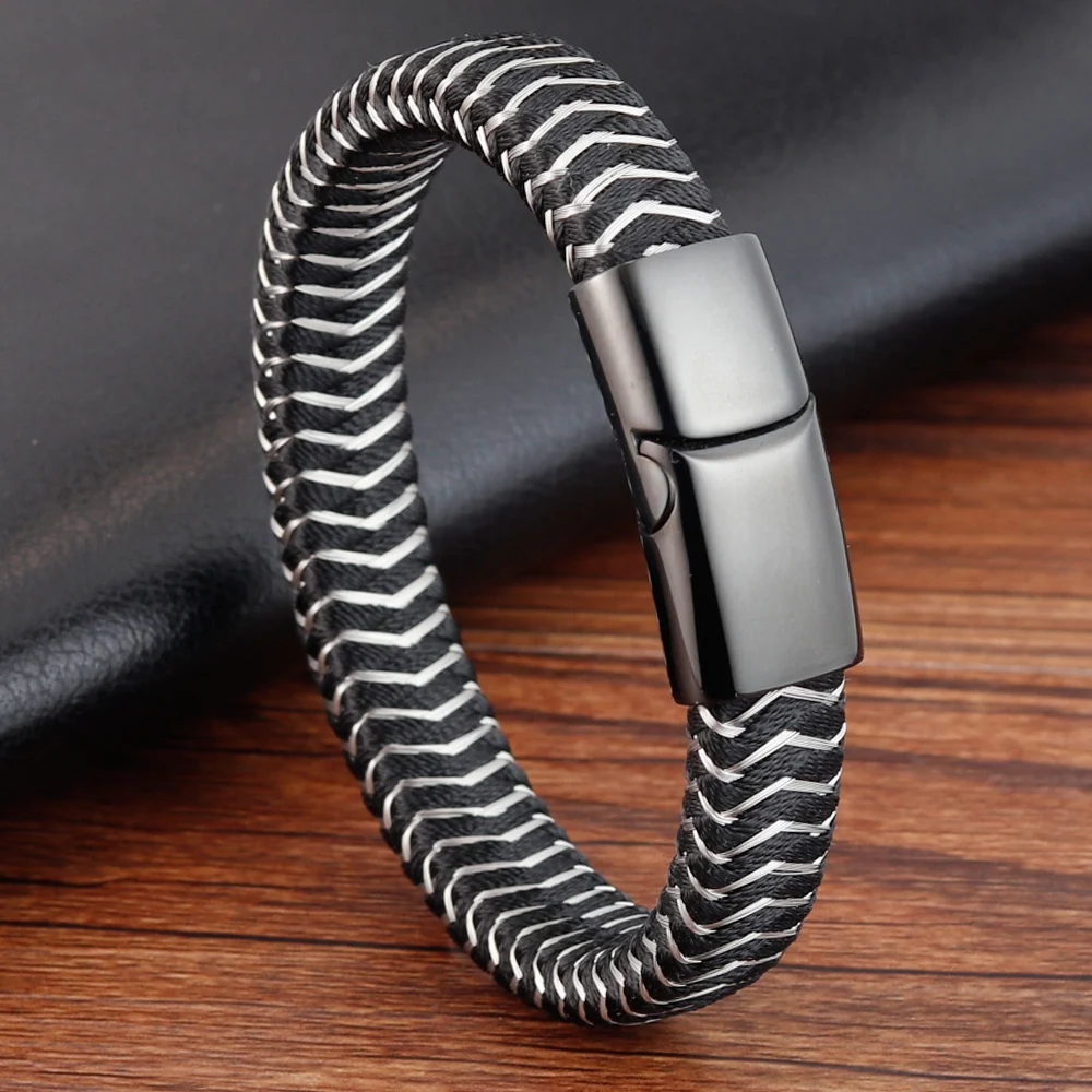 Punk Threaded Button Metal Weaving Bracelet for Men Women Stainless Steel Twining Classic Style Charm Black High Quality