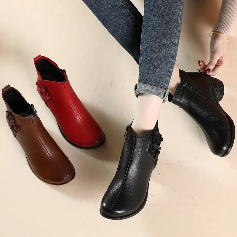 National Style Short Boots Female Winter New 2024 Retro Flower Women Plus Velvet Mother Shoes Cowhide Boot Genuine Leather Shoe