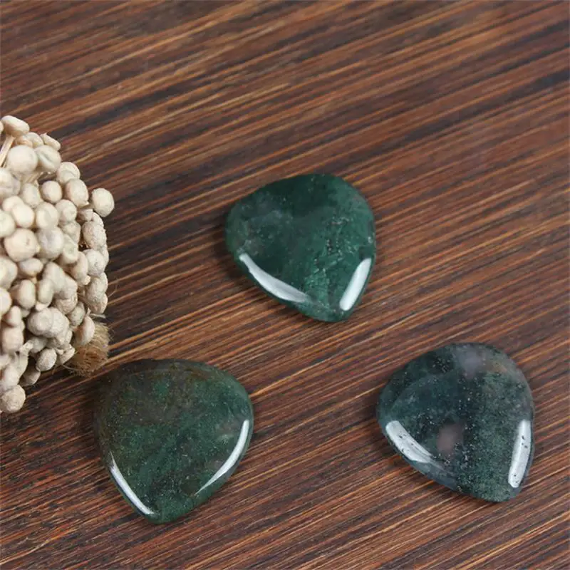 Natural Colored Gemstone Guitar Piece Pendant Hot Selling Guitar Picking Tool Guitar Pick