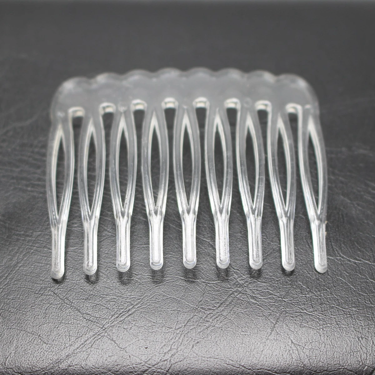50 Clear Plastic Smooth Hair Clips Side Combs Pin Magic Grip Hair Pins 46X38mm Free Shipping High quality in EU and US quality