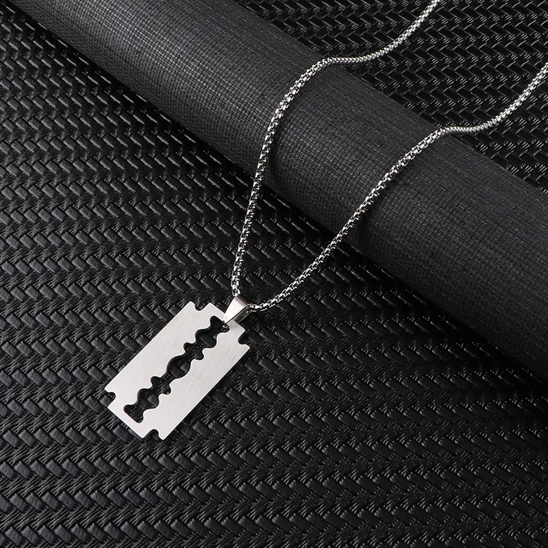 Fashion Silver Color Stainless Steel Razor Blades Pendant Necklaces Men Jewelry Steel Male Shaver Shape Sweater Necklace Gifts