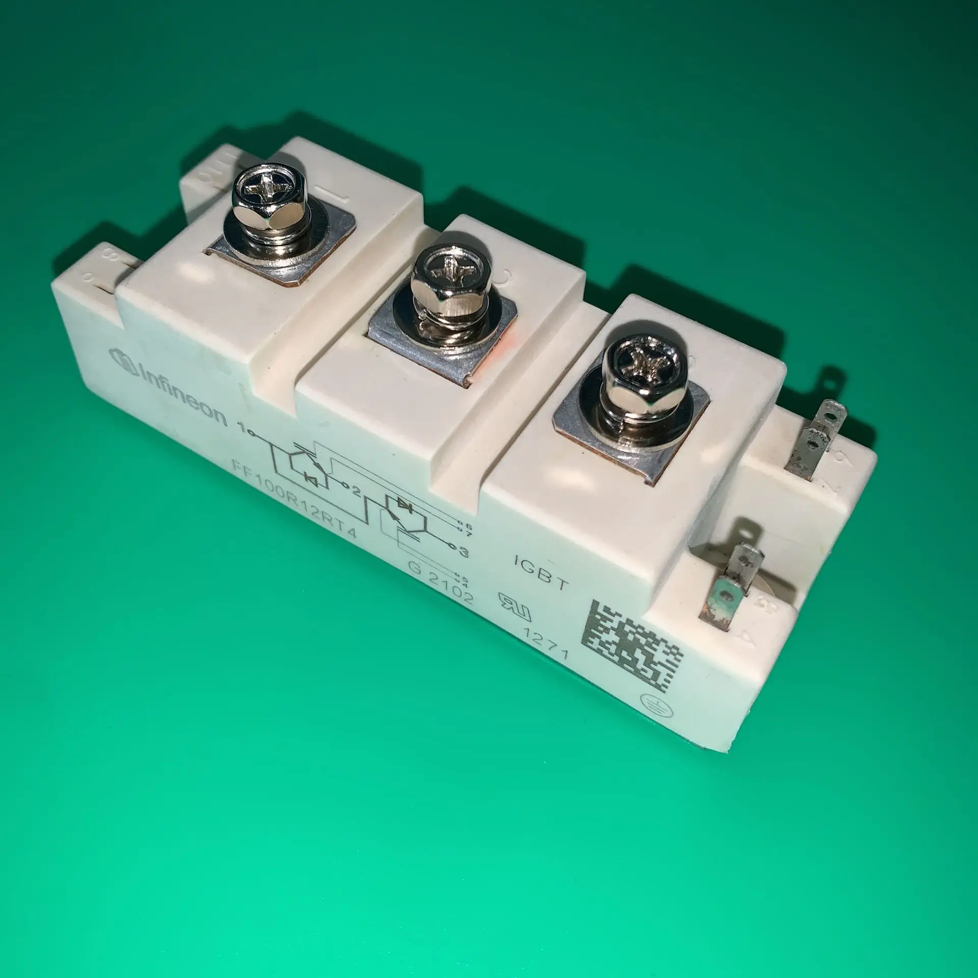 FF100R12RT4 IGBT FF100 R12RT4 MODULE VCES 1200V 100A FF100R12RT4HOSA1 FF100R12 RT4 FF100R 12RT4 FF 100R12RT4 100R12 100-12